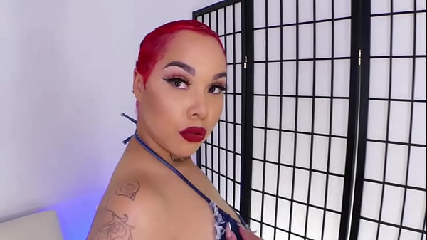 Nonton Hot Mulatto Stripper Half Black Half European - Sexy As Hell! thumbnail