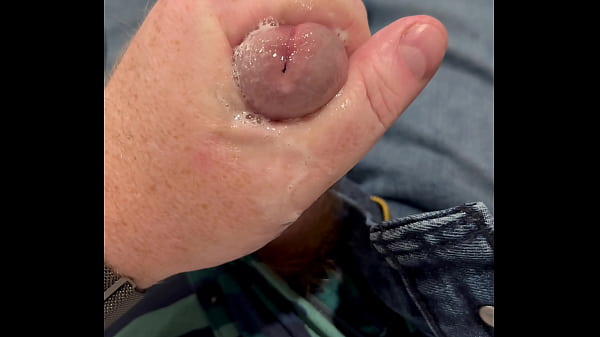 Amateur jerking at home 