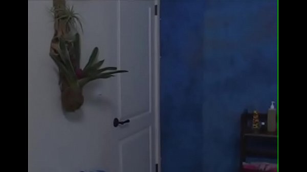Nonton Perverted Beauty Gets Pussy Massage thumbnail
