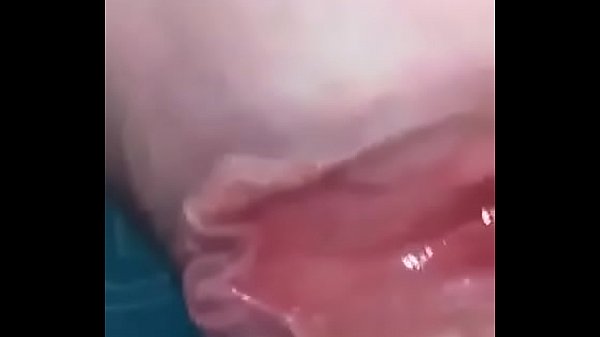 Wet white pussy… Creamin on a n.