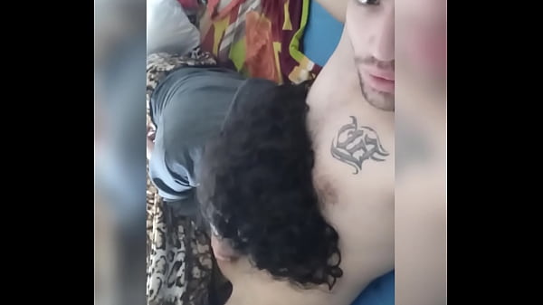 Me la chupa antes de metersela por el culo - Sexo Anal