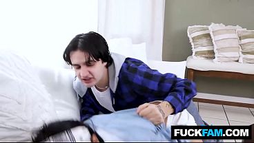 Nonton The Nude Solution thumbnail