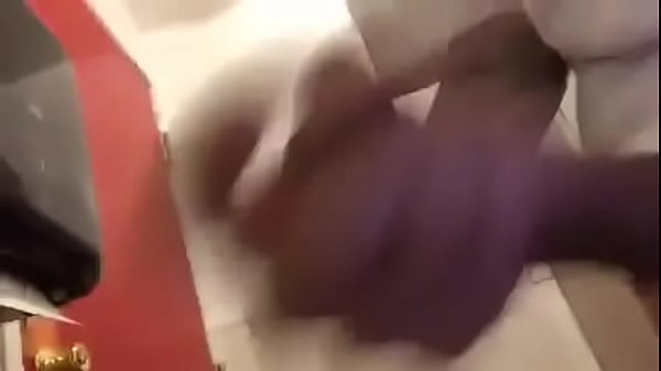 10458231 1588665898022187 2022355070 n.mp4-oh=a781acaa14f615d186cf4d270838df57&amp_oe=5477D6BE&amp_