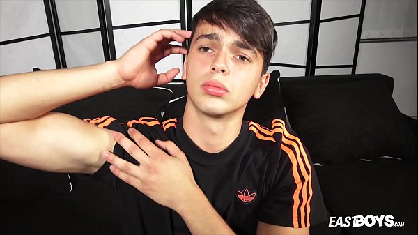 Play MP4 - Exclusive Casting - Finn Harper