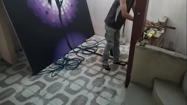 A Vivi Patroa Acabou Dando O Seu Cu Ao Pedreiro! V&iacute;deo Completo No Red. thumbnail