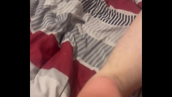 Nonton I Twerk On His Bed Before He Fucks Me thumbnail