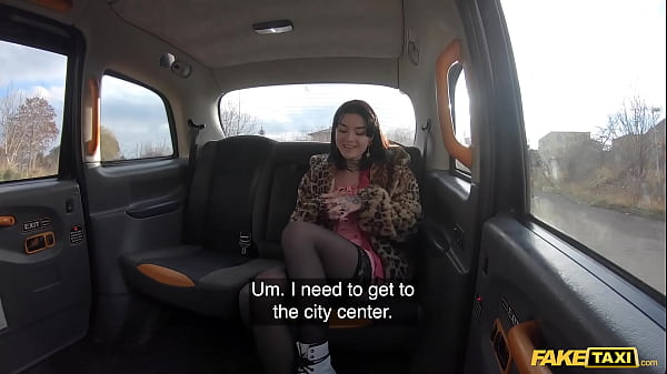 Nonton Fake Taxi She Finds A Taxi Driver Wanking So She Decides To Fuck Him thumbnail