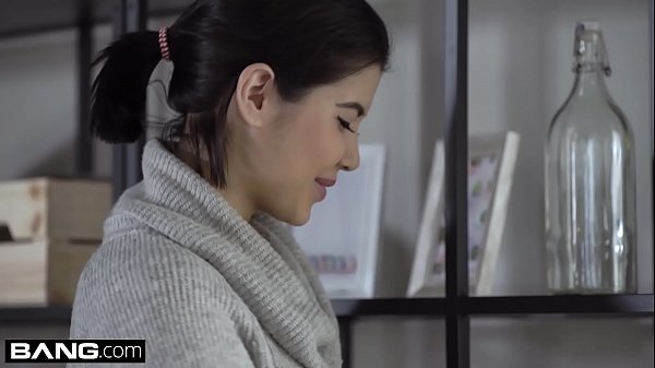 Nonton Czech Babe Lady Dee Gets Fucked In A Threesome thumbnail