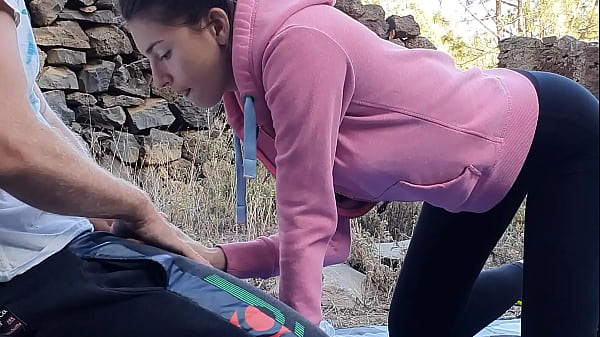 Risky Outdoor Sex With 18yo Brunette Teen thumbnail