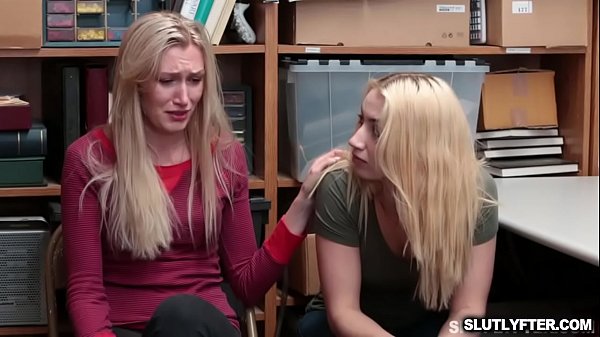 Nonton Blond Sucks Dick Good thumbnail