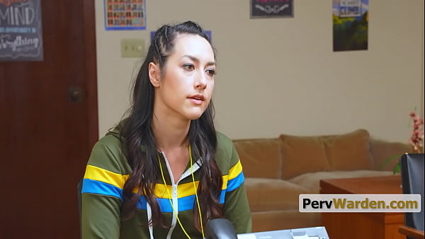 Nonton Stepmom Punished By Dean For My Mistakes thumbnail