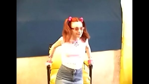 Nonton Bitch Gets Of Jock thumbnail