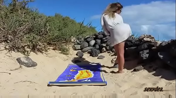 Milf Fucked At Beach thumbnail