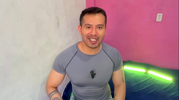 Policia Colombiano Le Rellena De Semen Caliente El Culito Delicioso Al Dentista thumbnail