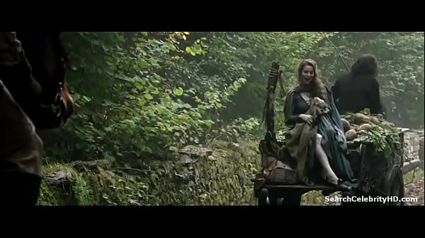 Nonton Esm&eacute; Bianco In Game Thrones 2011-2015 thumbnail