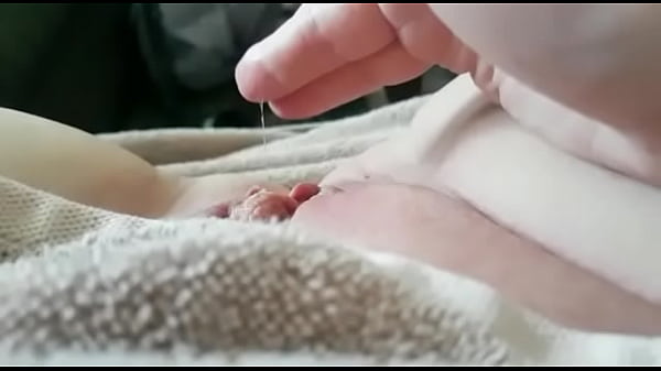 Nonton Pussy Rub thumbnail