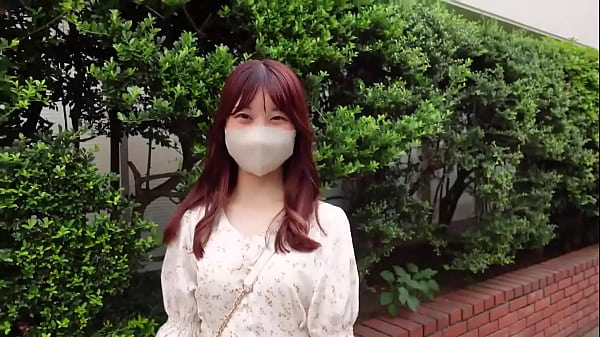 <snsで募集した女子たちにお小遣いを払ってハメ撮り撮影をさせて貰ってます> 本気素人なので、リアルなハメ撮りをお伝えしたいです！ 今日のゲストは一番初めに参加してくれたいちかちゃん！！独占ちゃん thumbnail