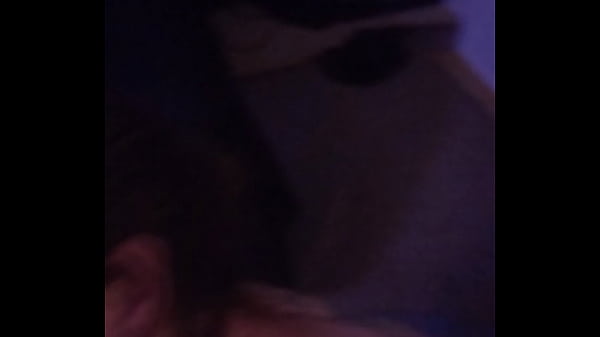 Nonton Sloppy Blowjob thumbnail