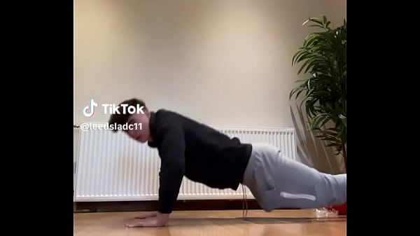 Novinho Exibindo Volume thumbnail