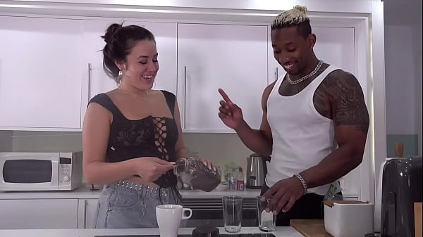 Nonton Le Cumplo La Fantas&iacute;a A Mi Compa&ntilde;era De Piso H De Venus De Follarse Una Polla Negra Y Me La Follo Bien Duro thumbnail