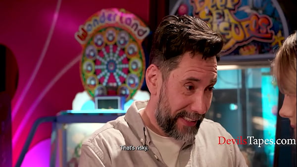 Nonton Pervert Fucks Teen Step Daughter At The Arcade! thumbnail