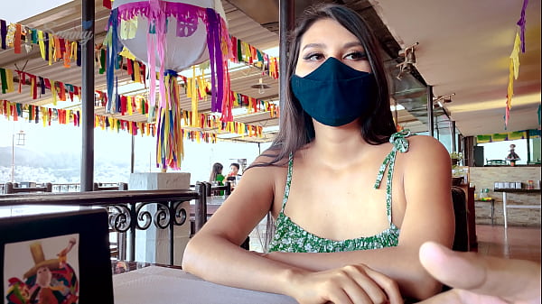 Hot babe gives stranger her thong and ass for extra money in public 