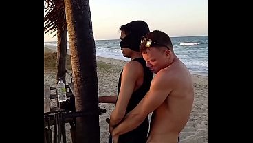 Morrito Follando En La Playa thumbnail