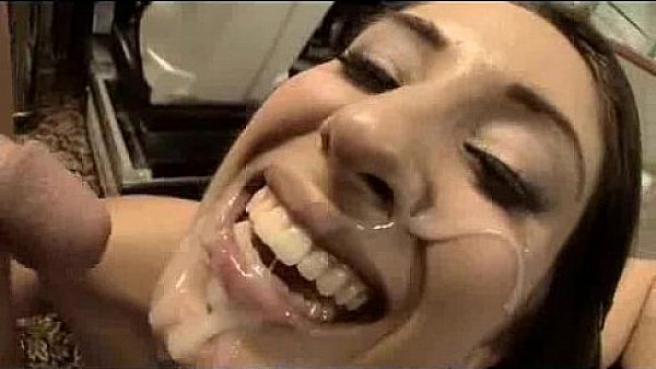 Nonton Teen Facialed In An Arcade! thumbnail