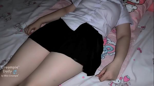 Nonton นักศึกษาสาวโดดเรียนมาแตกในกับผัวในหอพัก thumbnail