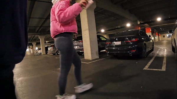 Girl Sucking Dick Stranger In Car / Sucked All The Cum thumbnail