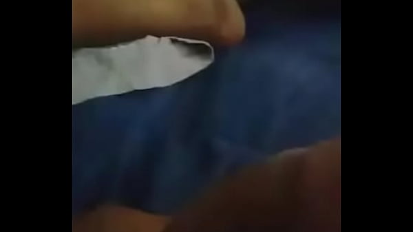 Nonton Amigo De Pap&aacute; Me Manda V&iacute;deo Masturb&aacute;ndose thumbnail