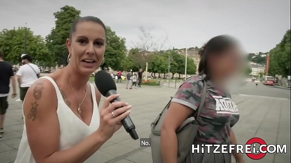 Nonton Chubby German Babe Gets Her Pussy Plowed By A Big Dick thumbnail