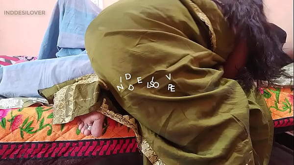 Nonton अनाजन और जवान कॉलेज की देसी लड़कीं के साथ खुले में सेक्स thumbnail