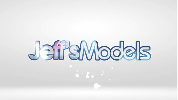 Nonton Bbw Stella Carter Trains Her Pussy On A Big Dildo thumbnail