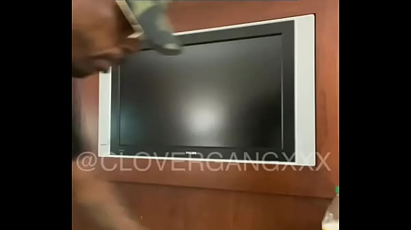 Nonton Baby Loves To Play With Daddy Ass ( Video Available) Would You Play With It, Yay Or Naw ? thumbnail