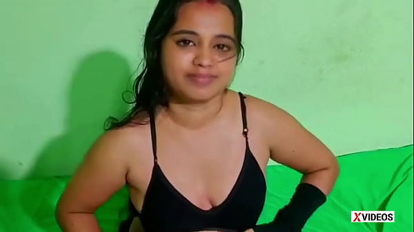 Nonton Homemade Couple Very Hard Sex Video thumbnail