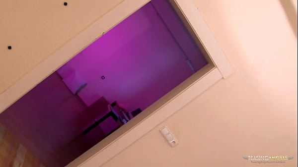 Nonton Cutie With Dark Hard Sucking A Dildo Before Making Herself Cum thumbnail