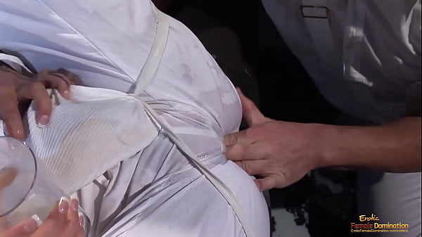 Nonton Studs From Clockwork Orange Penetrate A Babe In Boots While She Is Enjoying Milk thumbnail