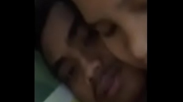 Nonton Hot Goyang Lidah thumbnail