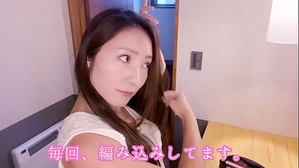 Nonton [私人别墅洗浴] thumbnail