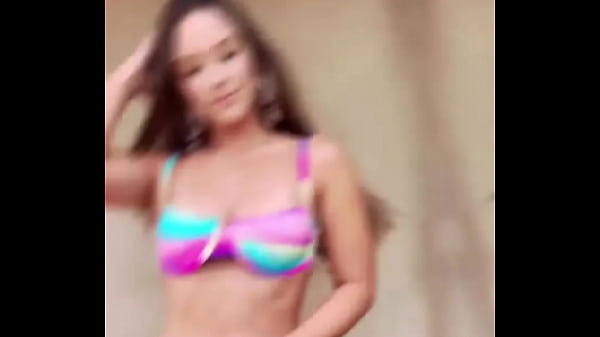 novinha casada biquini fio dental 