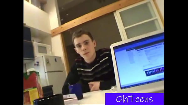 Nonton Flora And Johny Sauna Homemade Free Video thumbnail