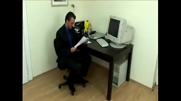 Nonton Hot Blonde Gives Lucky Stud An Amazing Blow Job thumbnail