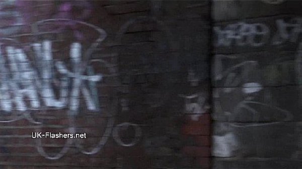 Zarinas Indian Teen Flashing And Outdoor Oriental Babes Pussy Fingering thumbnail