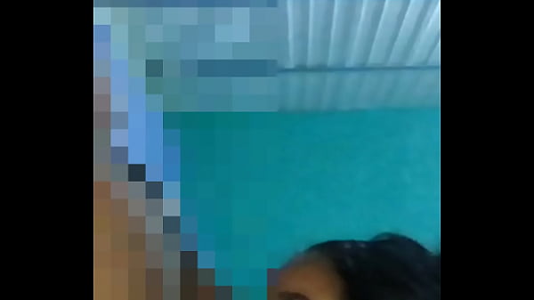 Mi casero est&aacute; contento porque as&iacute; es como pago el alquiler, foll&aacute;ndome a un hombre gordo y casado. 