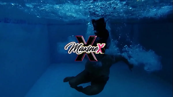 Nonton 3some Alert! Tommy Utah & Pf Bhangs Fuck Maxine's Mouth & Twat! thumbnail