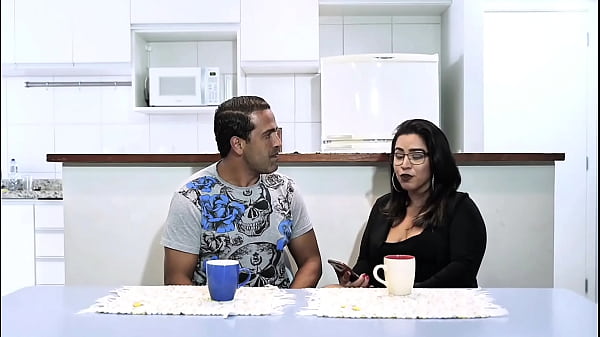 Mulher Viaja Eu Contrsto Uma Profissional Do Sexo thumbnail