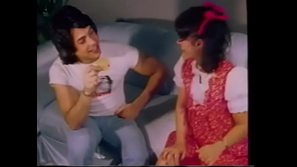 Nonton Horny Dude And His Lusty Make Threesome With Nasty Girl With Pigtails thumbnail