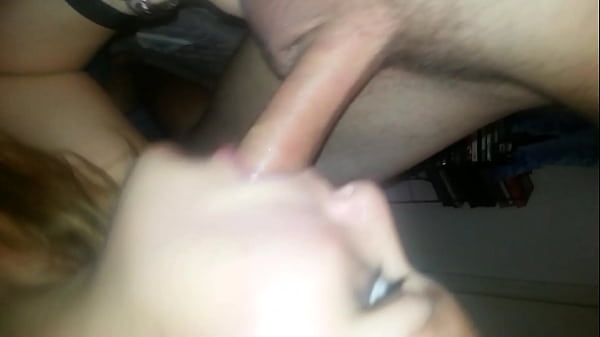 Nonton Deepthroats Giant Cock thumbnail