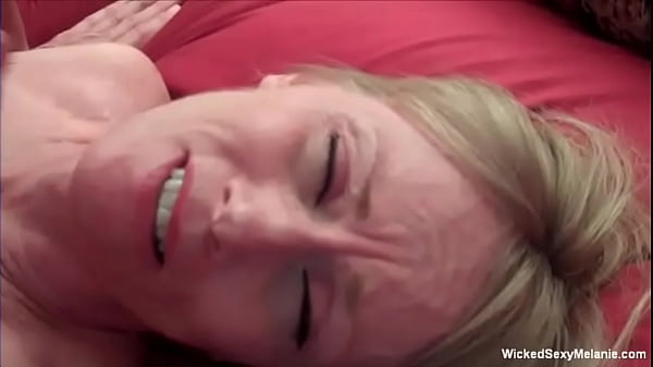 Fun Fuck With Amateur Granny 